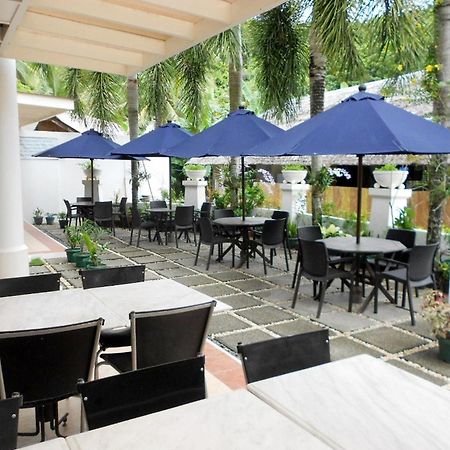 One Crescent Place Hotel Balabag  Exterior foto
